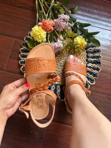 Luna Tan